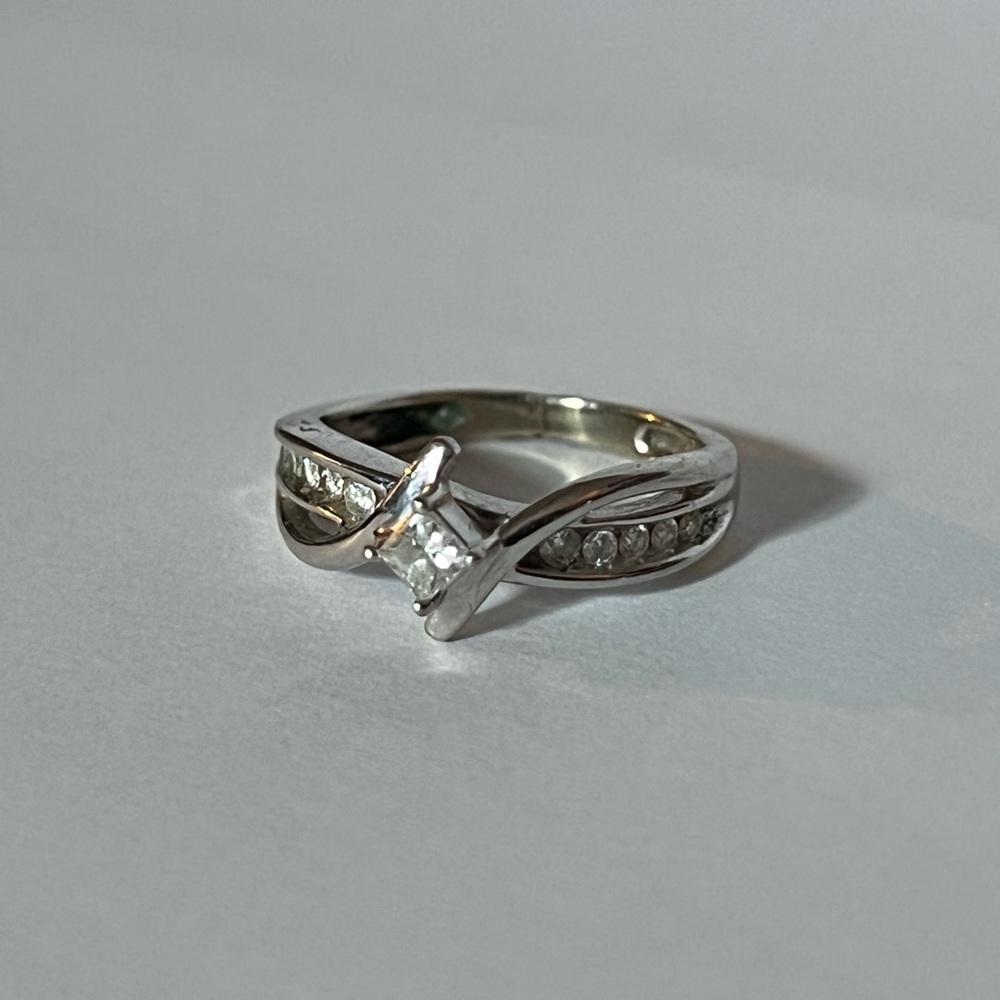 1/4 CT princess cut engagement ring